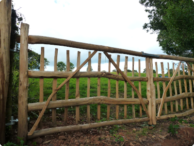 rustic cleft Chestnut gates